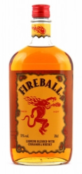 Fireball Likör Blended With Cinnamon & Whisky (0.7 l) + 4 Gläser